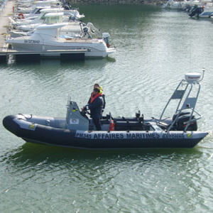 barco profissional barco-patrulha / com motor de popa / barco inflável semirrígido