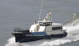 barco para transporte de tripulação