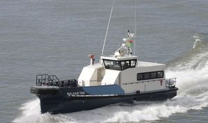 barco para transporte de tripulação