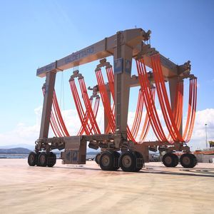 travel lift controlado remotamente 1