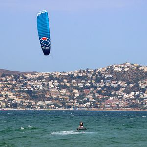 pipa de kitesurf tipo foil 1