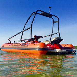 barco salva-vidas com propulsão por jet-ski