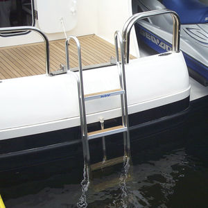 escada para barco / retrátil / de banhos / manual