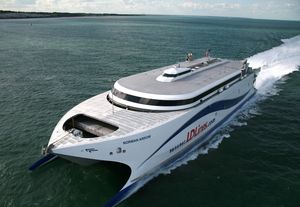 ferry para transporte de veículos Ro-Pax 1