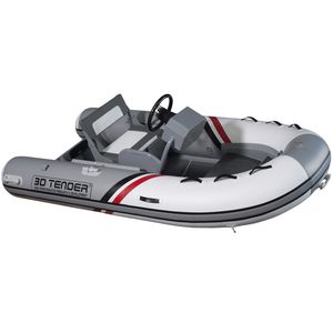 barco inflável com motor de popa