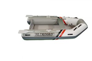 barco inflável com motor de popa