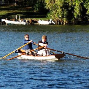 barco a remo tradicional / skiff duplo