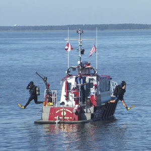 barco profissional barco de combate a incêndio 1