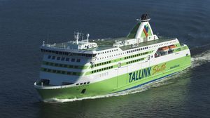 ferry para transporte de veículos