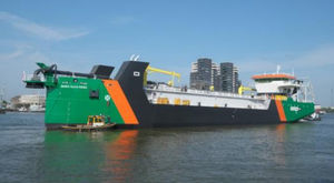 draga autotransportadora de sucção e arrasto 1
