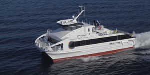 ferry de passageiros catamarã