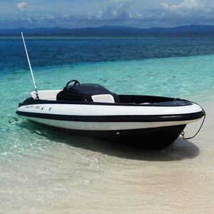 barco inflável motor de rabeta