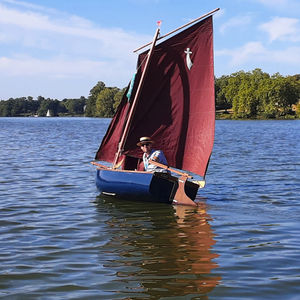 barco de vela ligeira individual