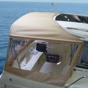 fechamento de cockpit para barcos a motor