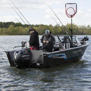 bay boat com motor de popa / com console dupla / de pesca esportiva