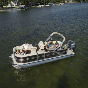 pontoon boat com motor de popa