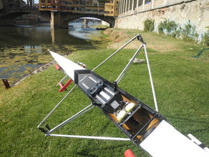 barco de remo de regata