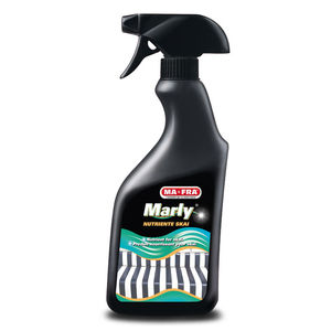 produto de limpeza para estofos / para barco
