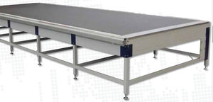 mesa de corte com sistema transportador