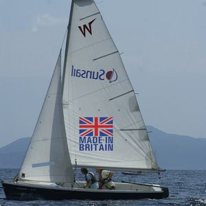 barco de vela ligeira para dois tripulantes 1