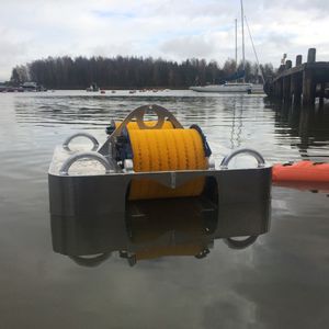skimmer de hidrocarbonetos com escova
