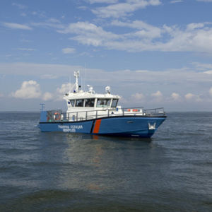 barco profissional barco-patrulha