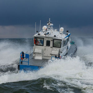 barco profissional barco-patrulha