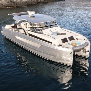 lancha Express Cruiser catamarã