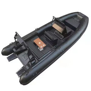 barco inflável com motor de popa 1