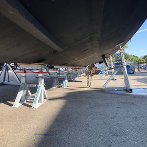 cavalete de apoio para barco a motor