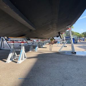cavalete de apoio para barco a motor