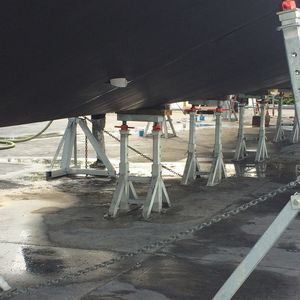 cavalete de apoio para barco a motor