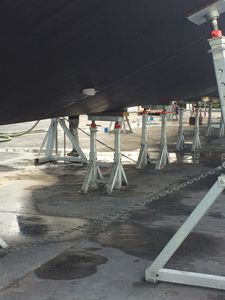 cavalete de apoio para barco a motor