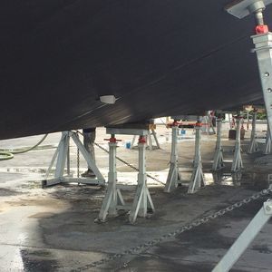 cavalete de apoio para barco a motor