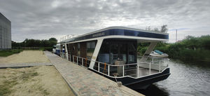 barco-casa multicasco