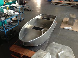 bay boat com motor de popa / de pesca esportiva / em alumínio
