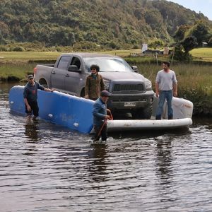 barco de transporte logístico