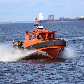 barco de busca e salvamento / com motor de centro / em alumínio
