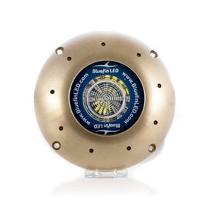 iluminação subaquática para barco