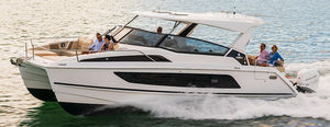 lancha Express Cruiser catamarã 1