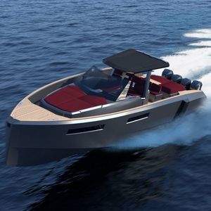 lancha Express Cruiser com motor de popa
