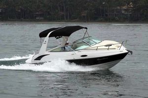 lancha Cabin Cruiser com motor de centro / open / T-Top