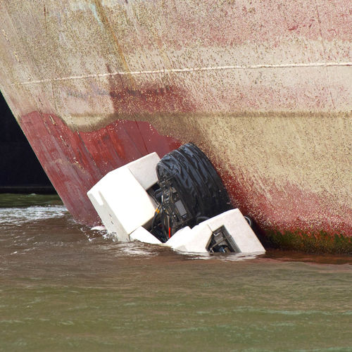 ROV para limpeza de casco - Fleet Cleaner