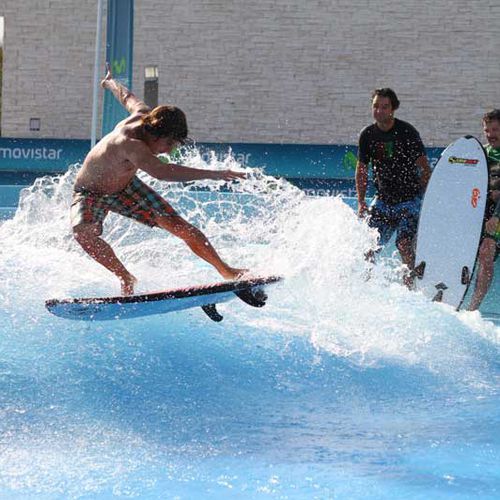 Máquina de ondas artificiais - SURFSTREAM - AMERICAN WAVE MACHINES