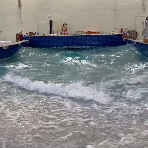 Máquina de ondas artificiais - SUPERSWELL RIVER - Murphys Waves Ltd