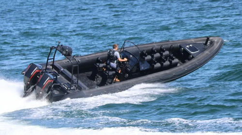 Barco profissional barco de passeio - 10M SUPER - Tornado Boats International ApS - com motor de popa / com casco rígido / de casco rígido (RIB)