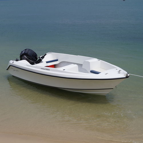 Bote com motor de popa - Adingi 550 - Seanymph Boats - open / de pesca esportiva / máx. 4 pessoas
