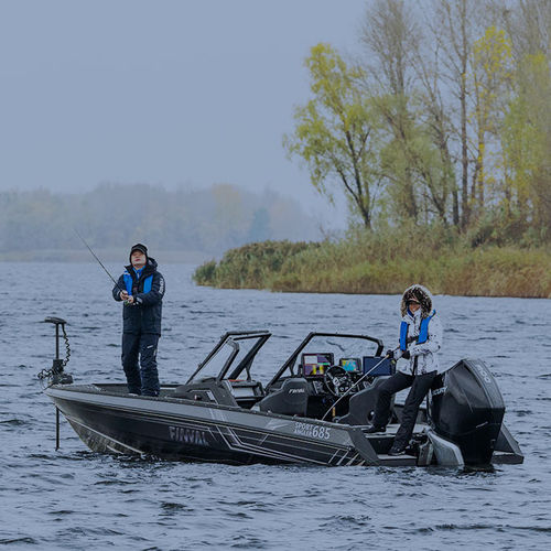 Bay boat com motor de popa - 685 SPORT ANGLER - BoatLab LLC - com console dupla / open / esportivo