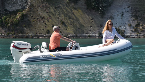 Barco inflável com motor de popa - LUX RIDER 16 - MS Marine GmbH - de casco rígido (RIB) / open / com console central