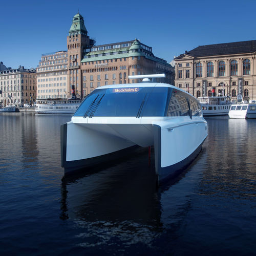 Barco profissional barco de passeio - P-12  - Candela Technology - táxi aquático / elétrico / com casco rígido